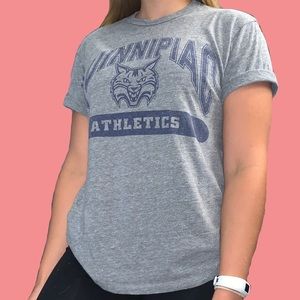 quinnipiac college t-shirt